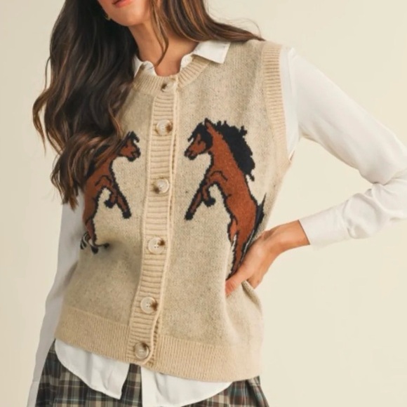 Sweaters - Women's Beige Horse Pattern Sweater Vest XL NWT